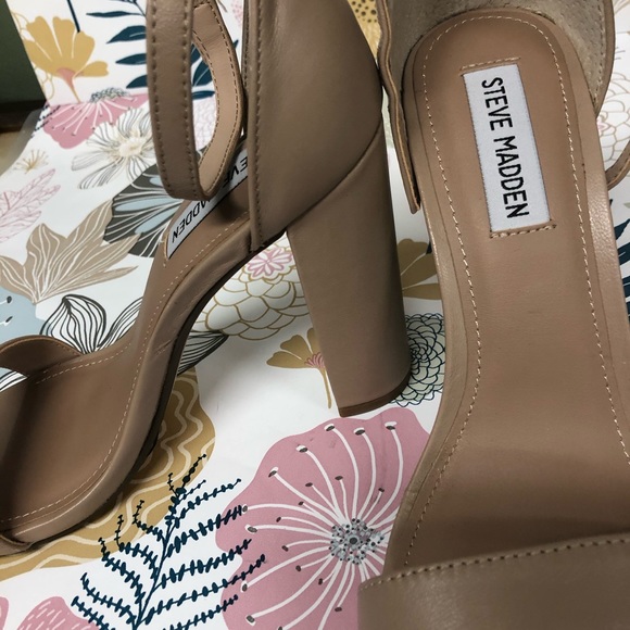 Nude Heels - Picture 3 of 6